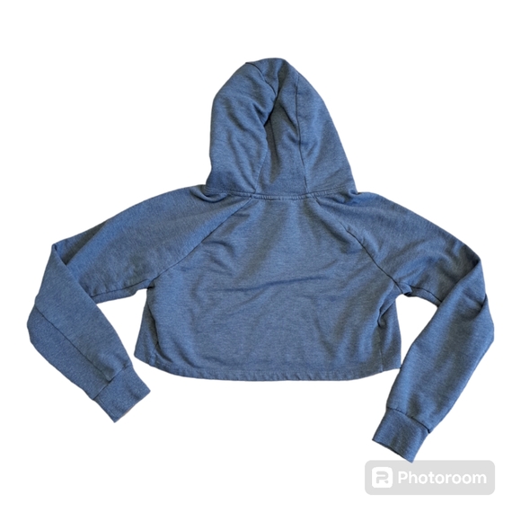 Gymshark Cropped Hoodie - Picture 2 of 7